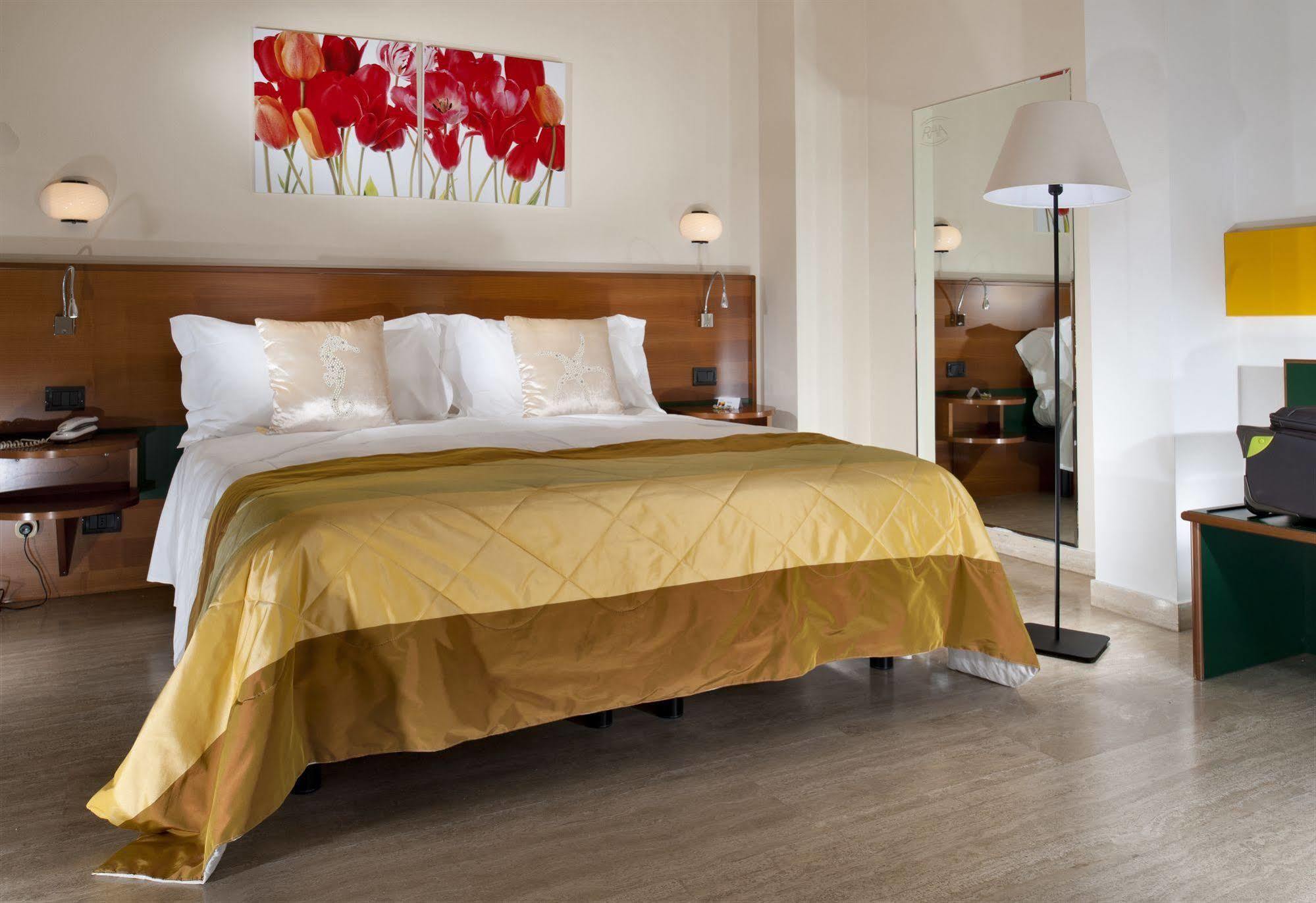 Astoria 4*