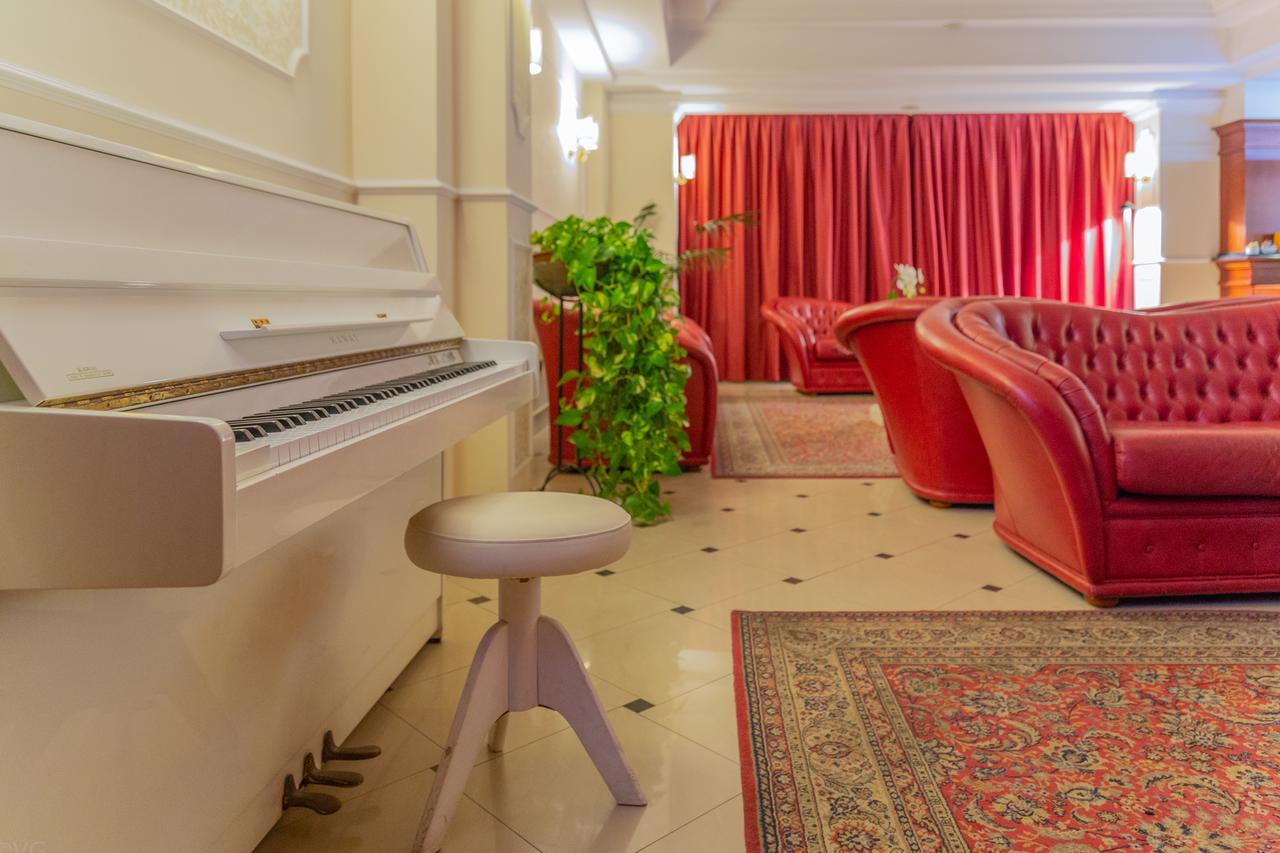 Executive La Fiorita Hotel
