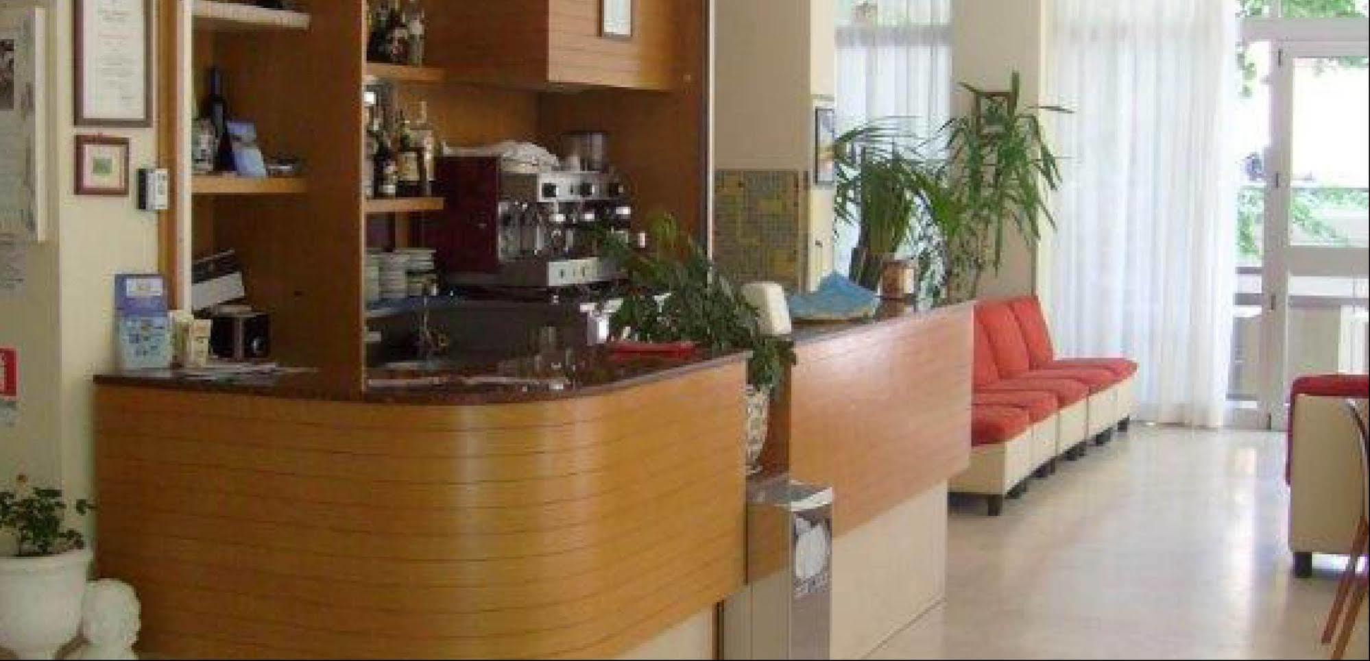 Tiziana Hotel 3*