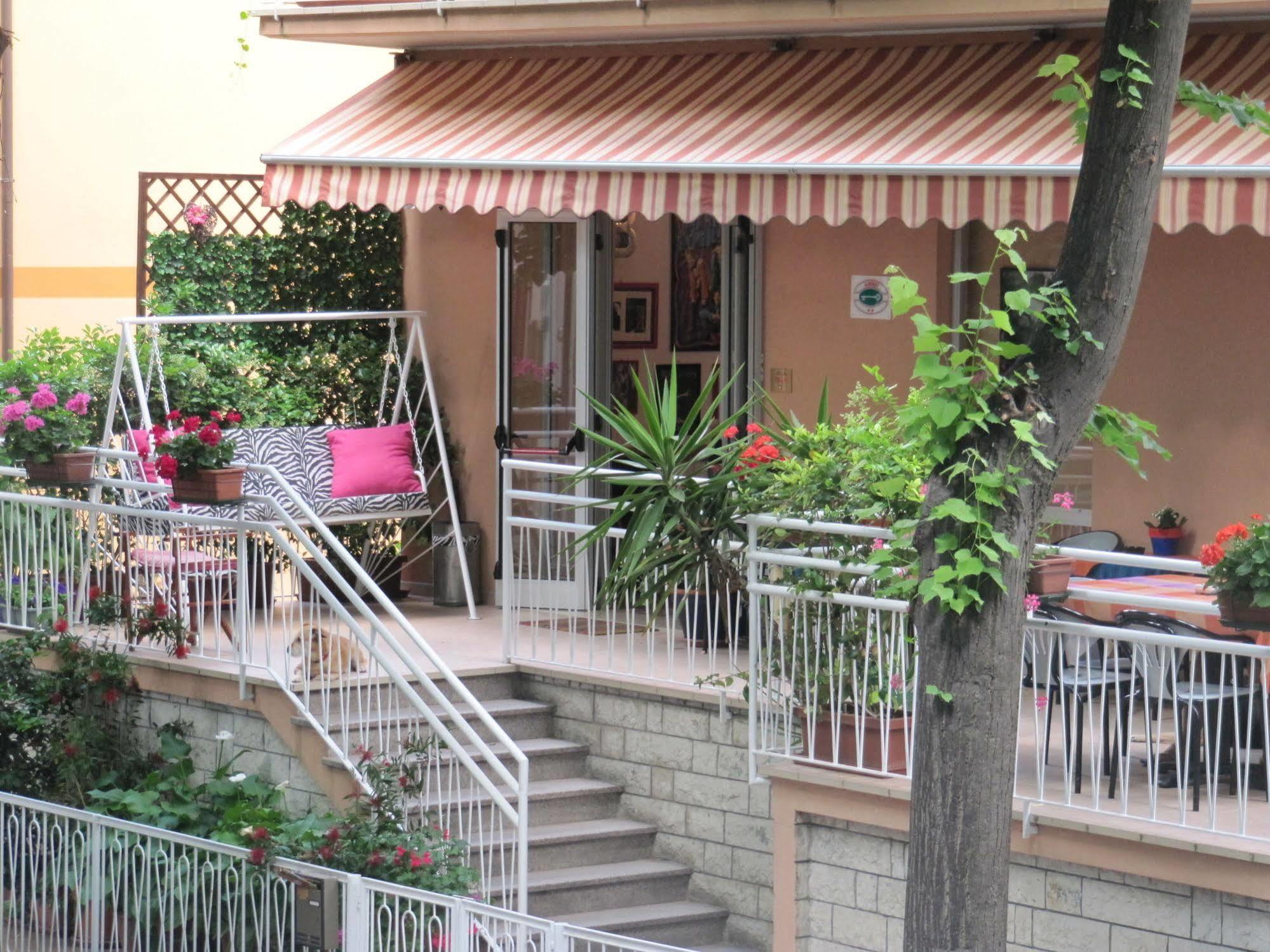 Elia 2* Rimini