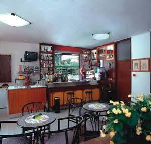 Hotel Lem 2*