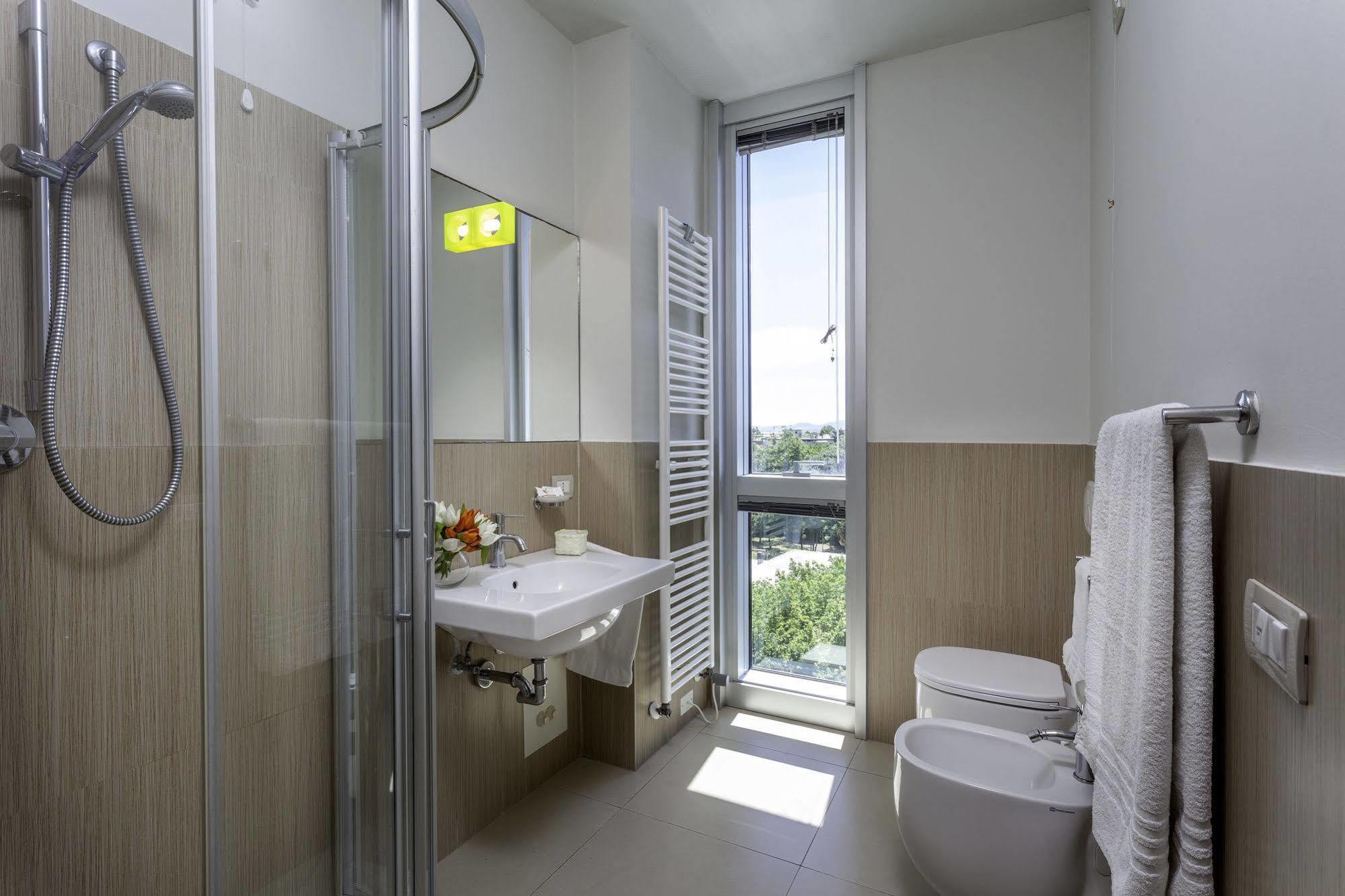 Aparthotel Delfina 3*