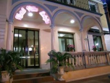 Luigia Hotel Rimini