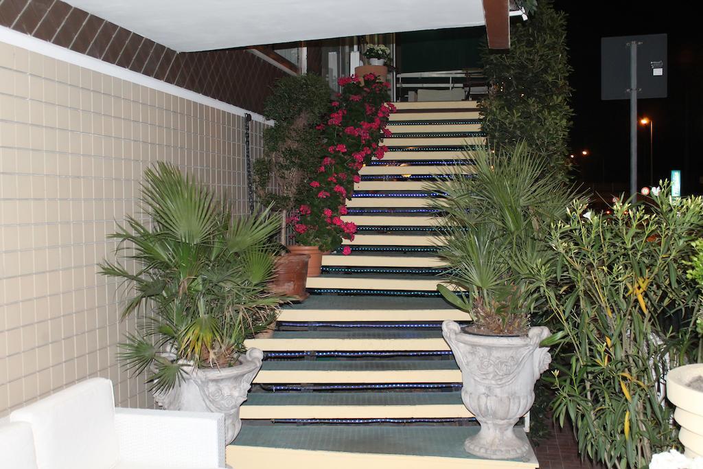 Nova Dhely Hotel 3*