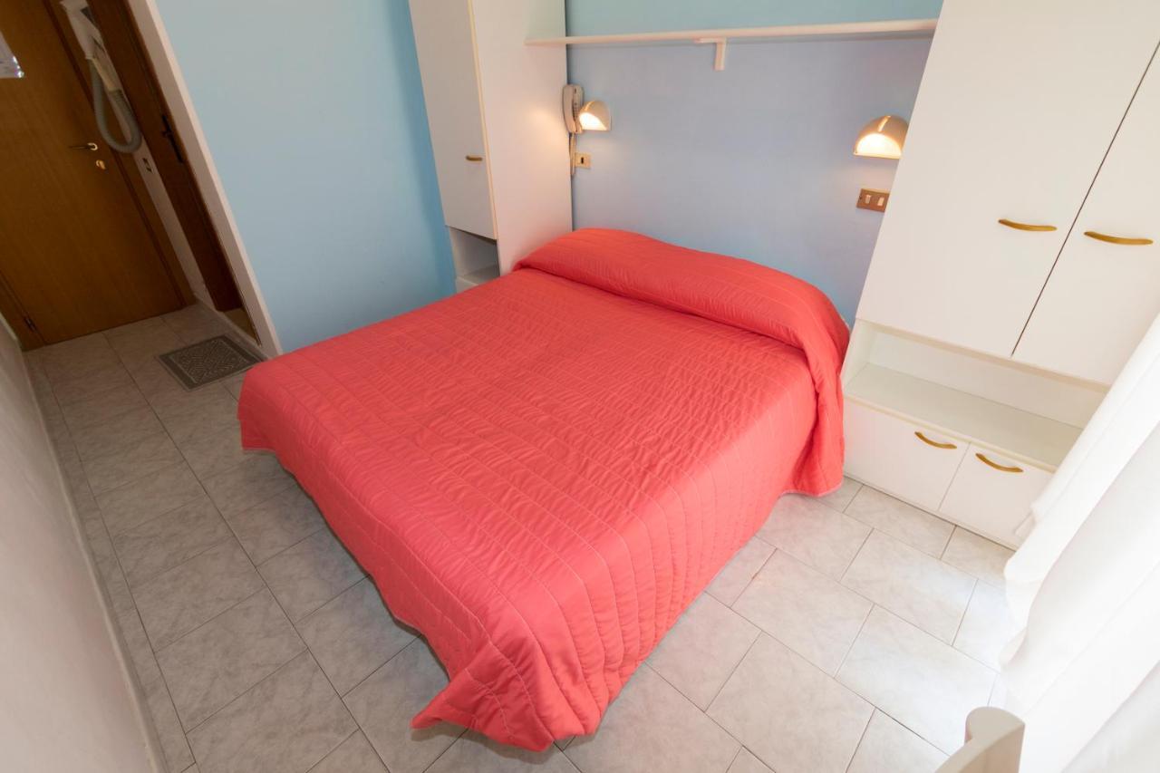 Giannella 3*
