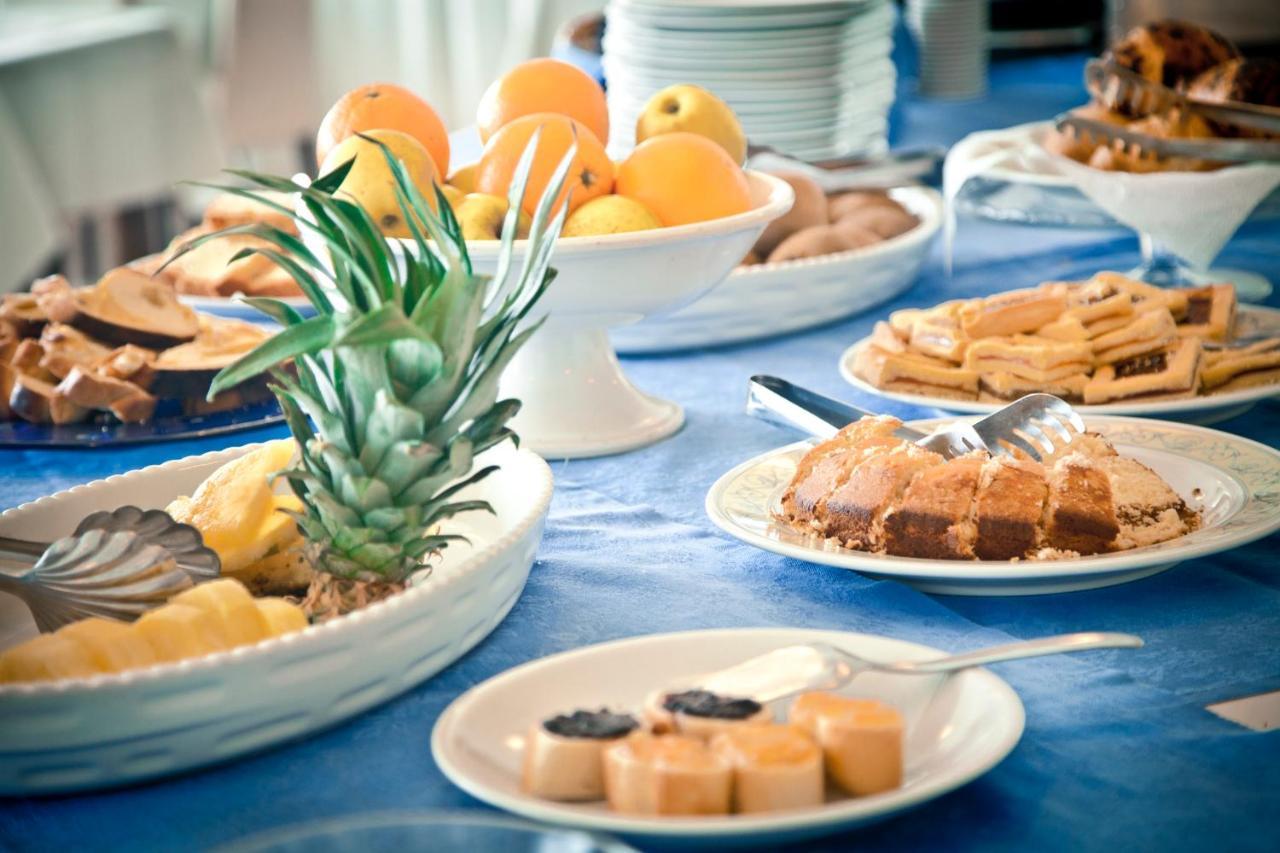 Marina Beach Suite Hotel