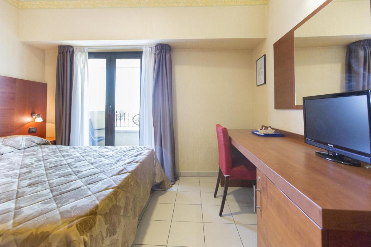 Metropole 3*