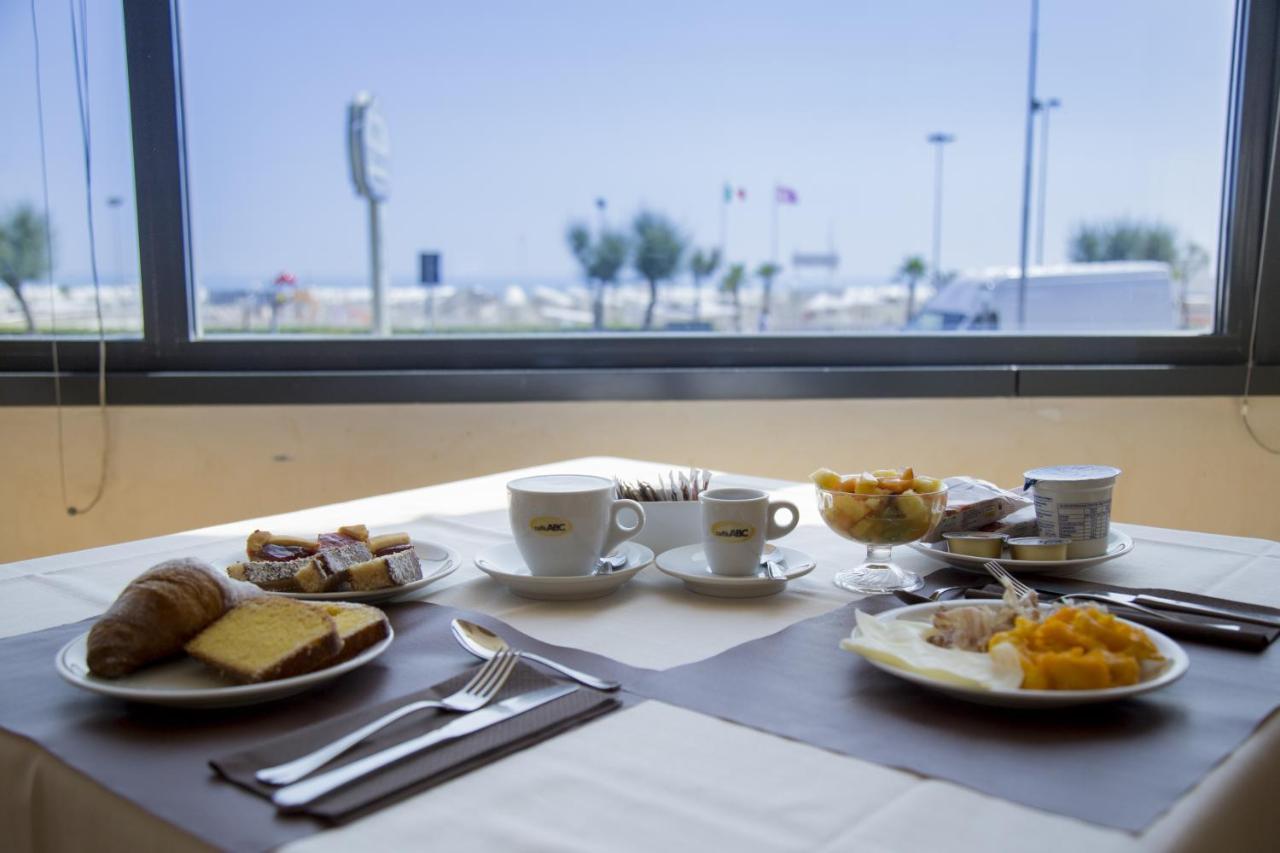 Metropole Hotel