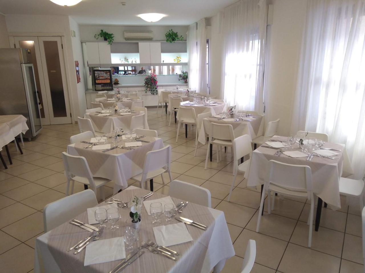 La Bella Hotel