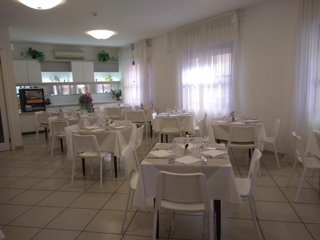 Hotel La Bella