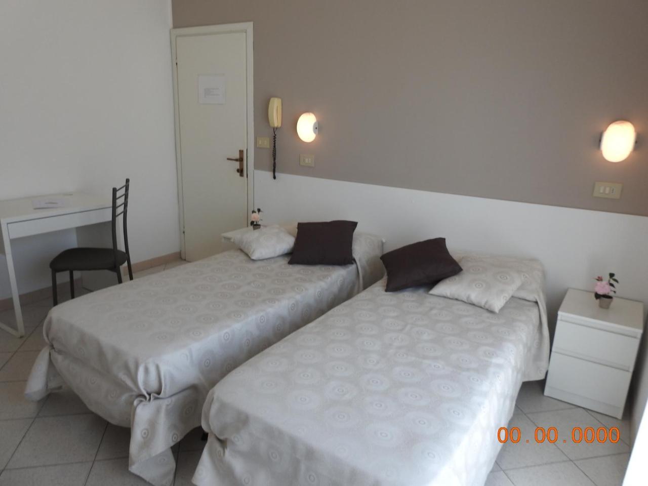 La Bella Hotel *