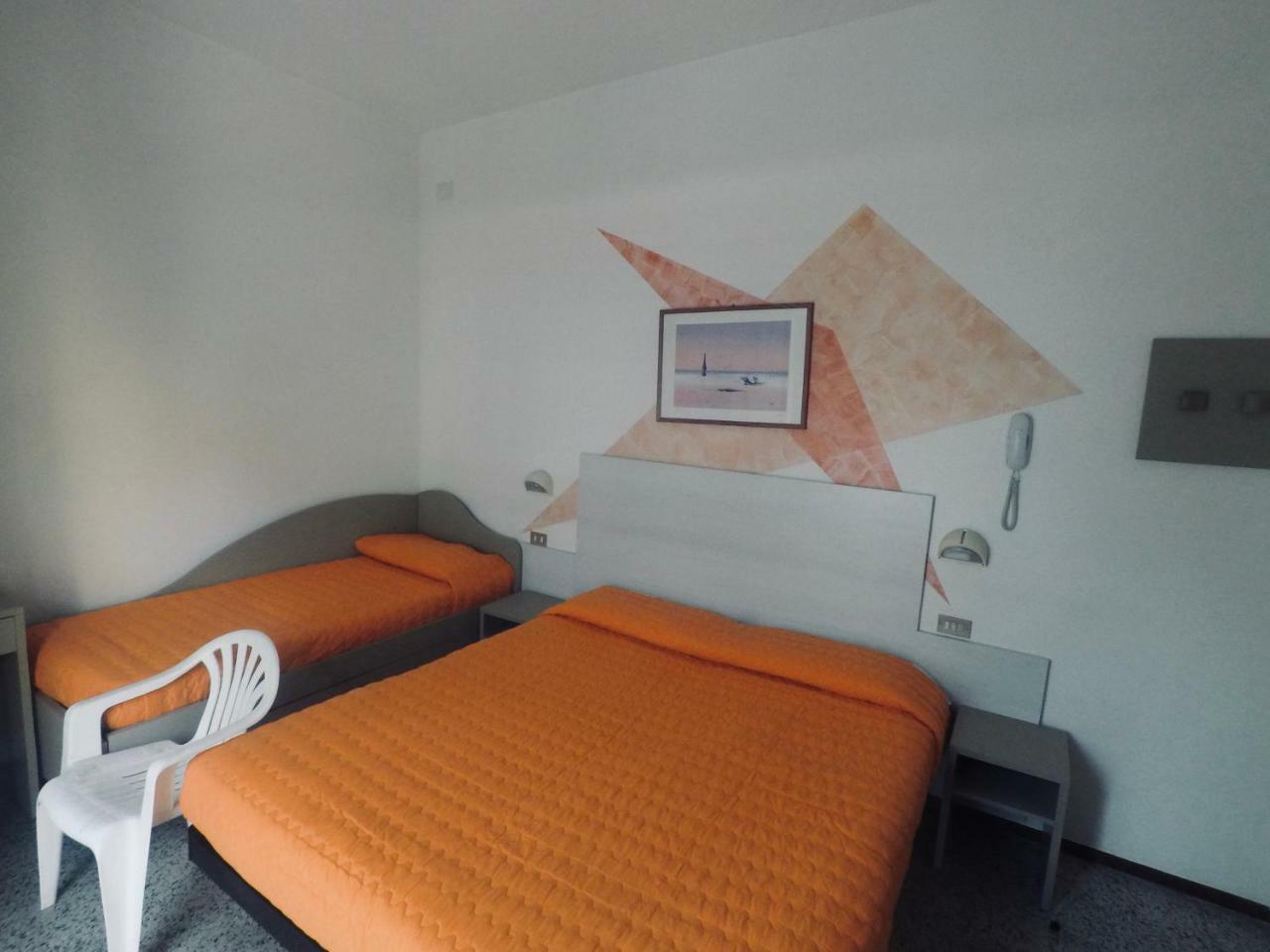 Alevon Hotel