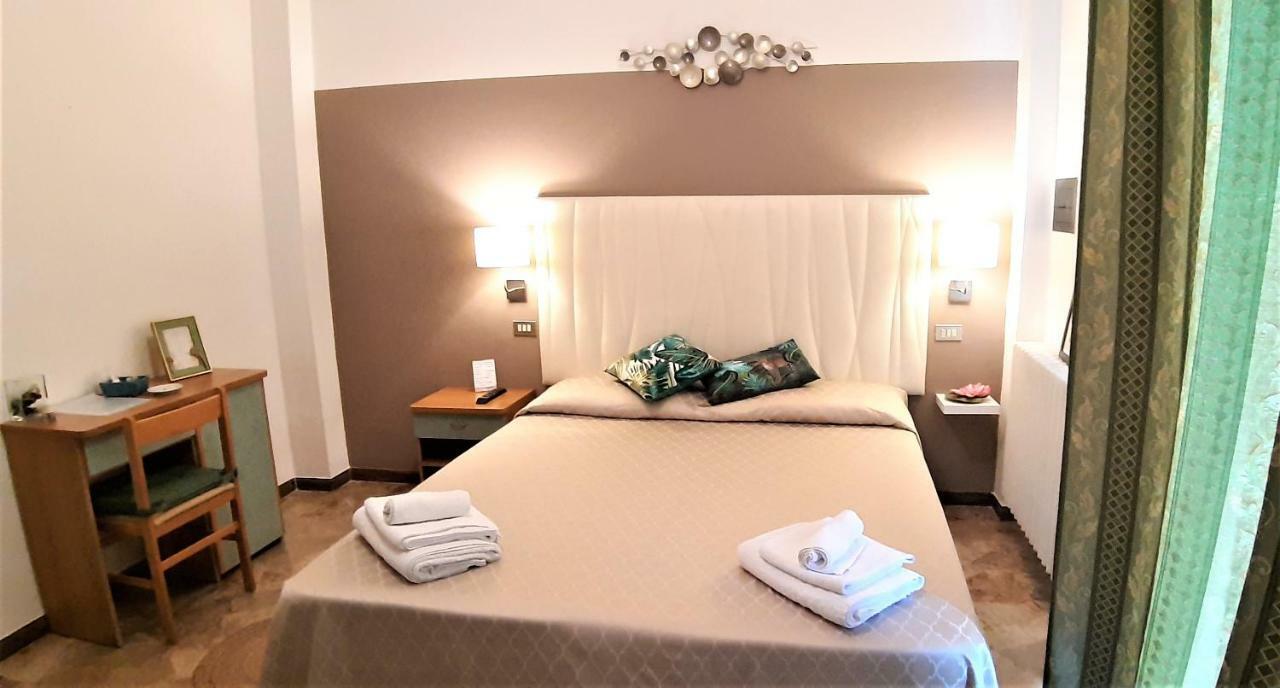 Eugenio Hotel