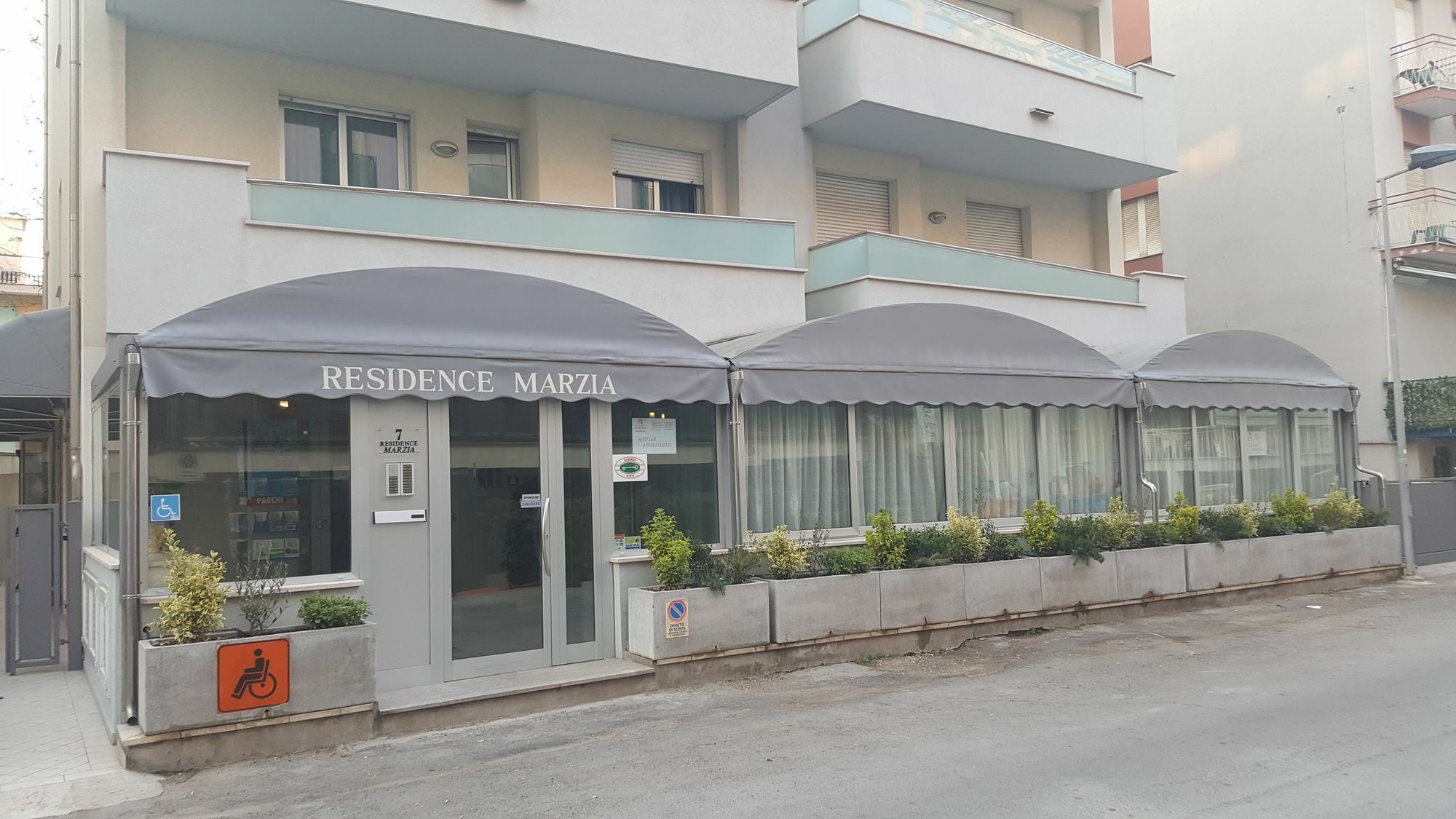 Appart hôtel Marzia 3*