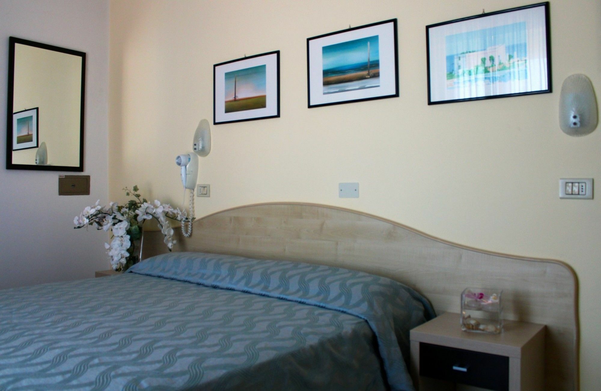 Sombrero Hotel Rimini