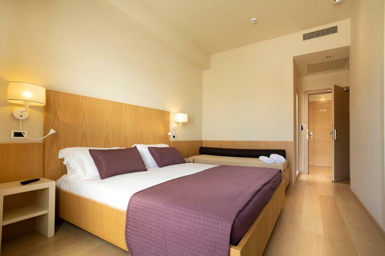 Ghirlandina Hotel