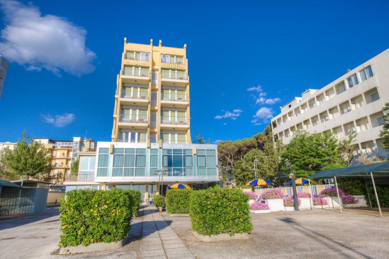 Hotel Tilmar 3*