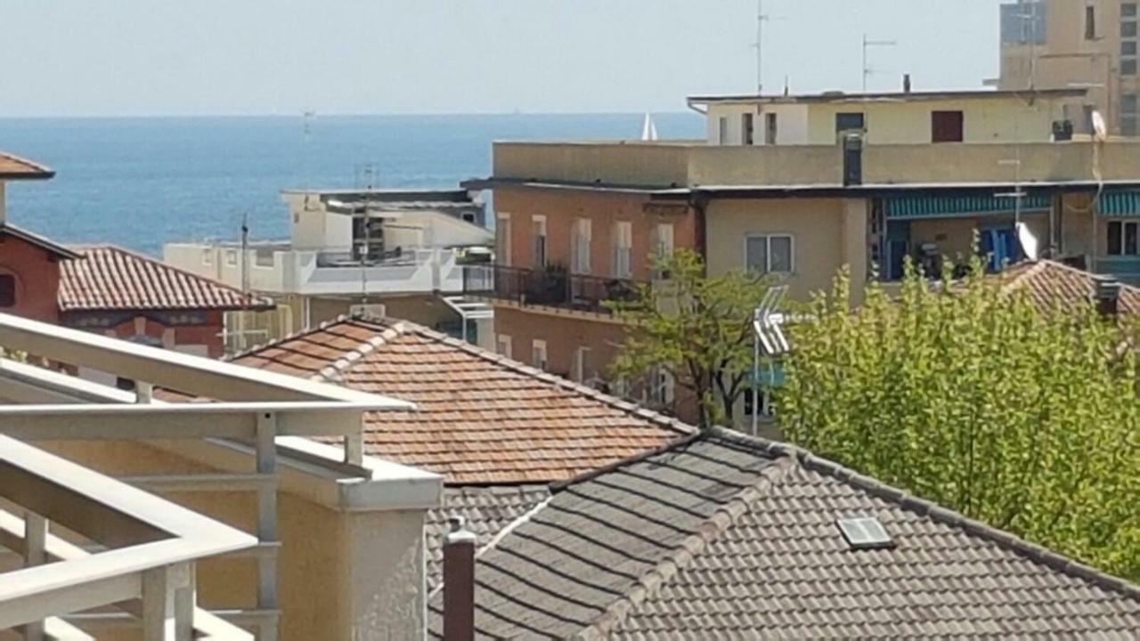 Domus Maris Viserba, Spiagge E Centro A 100 Mt, Promo Fiera Macfrut, Fieravicola, Expo Dental, Meeting Rimini * Rimini