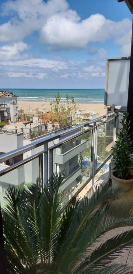 Attico 50 Metri Dal Mare A Casa vacanze