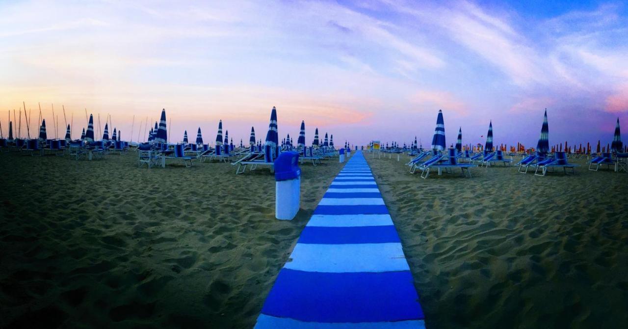 Acqua Marina Aparthotel 3*