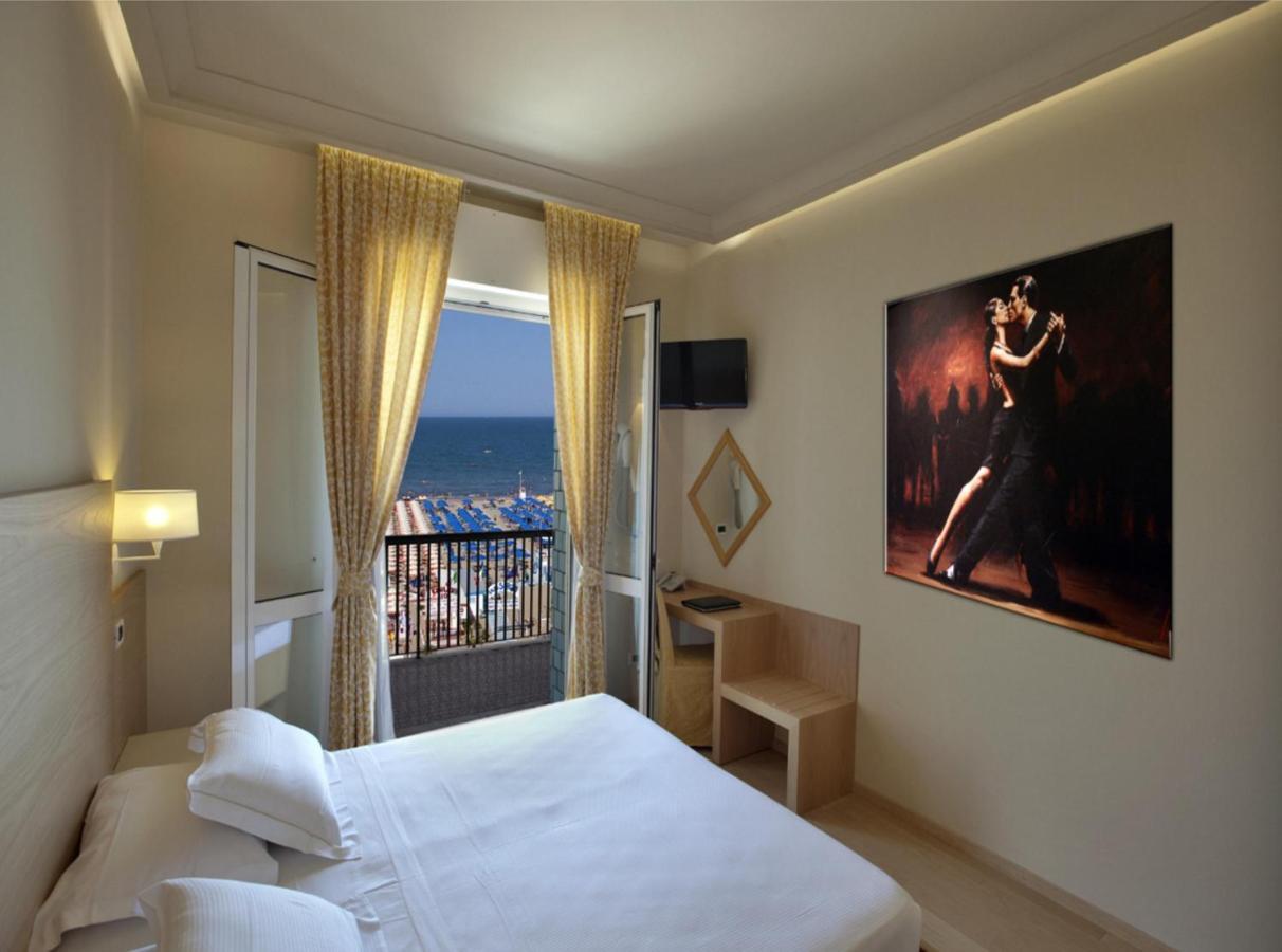 Ghirlandina Hotel