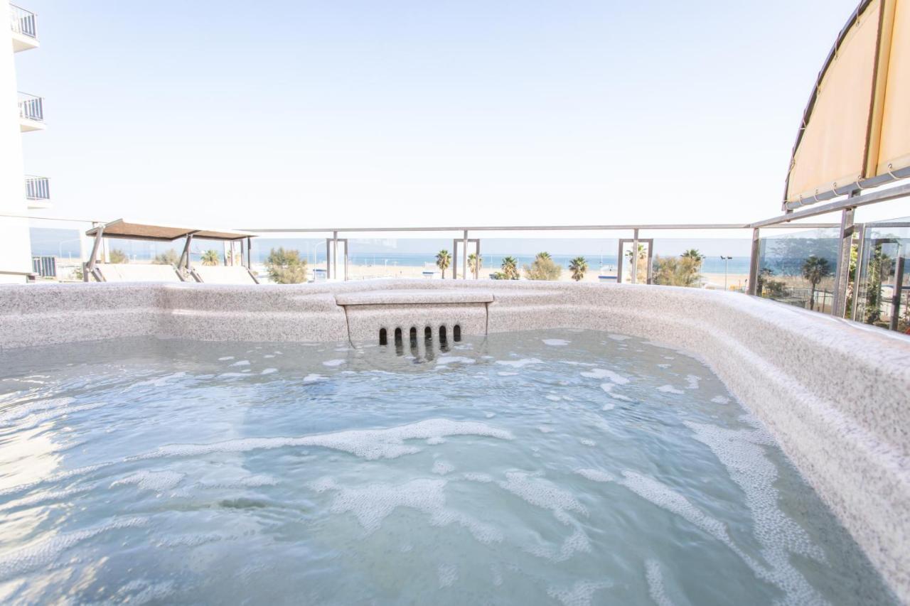 Hotel Ferretti 4*