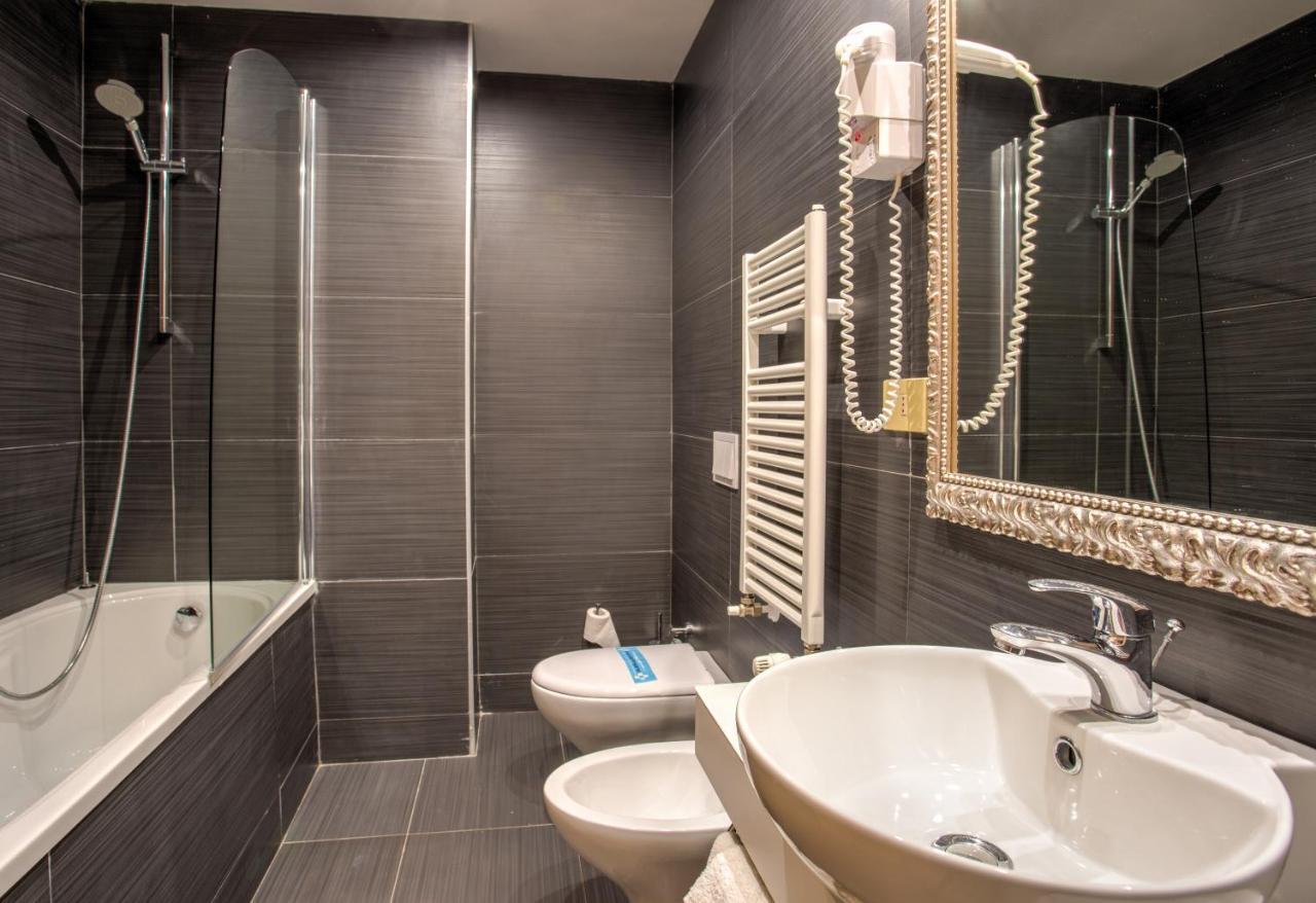 Aiglon Hotel 3*
