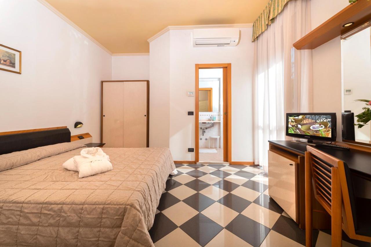 Hotel Luigia 3*