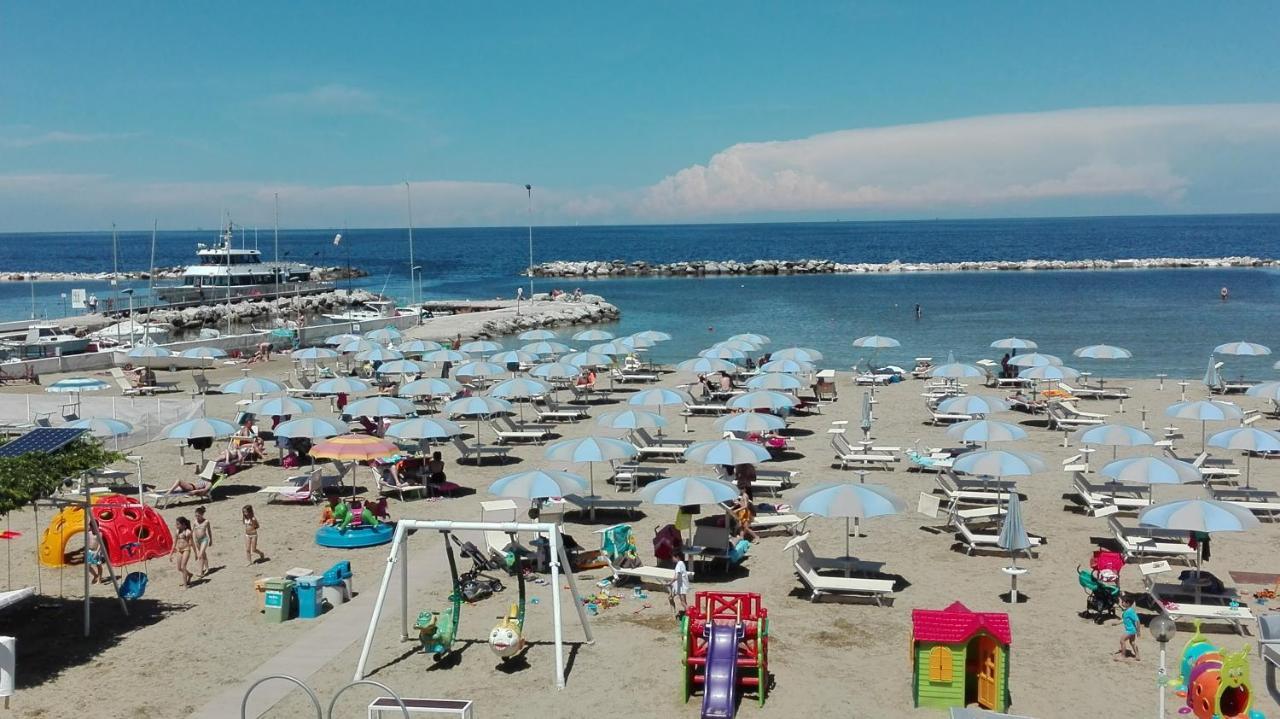 Mirabel Hotel 3*