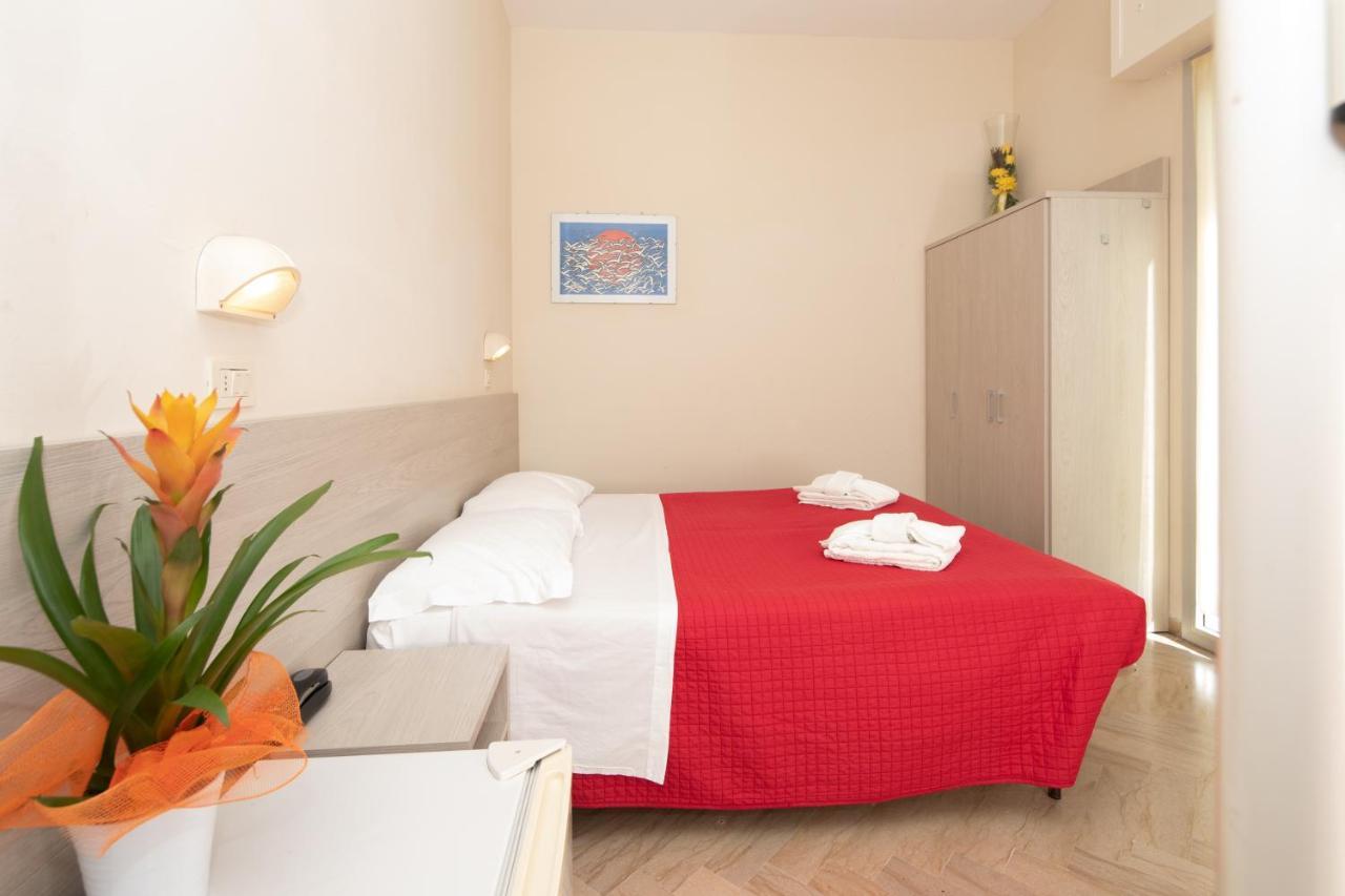 Hotel Lem 2*
