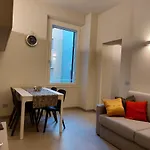 The 6 Apartments