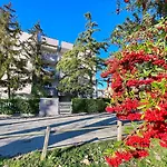 Lovely Apartment A Due Passi Dal Mare