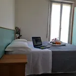Luna Rossa Basic Hotel