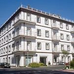 Card International Hotel