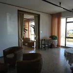 Hotel L&V