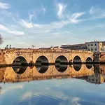Appartamento Con Posto Auto Privato A Marina Centro Mare