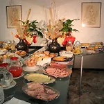 Martina\'S Hotel