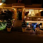 Hotel Giumer