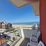 Hotel Pacesetter