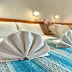 Hotel Crystal