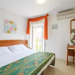 Hotel Ada