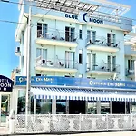Hotel Blue Moon