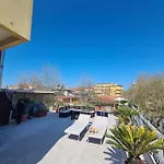 Terrazza Vicino Al Mare