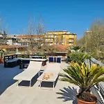 Terrazza Vicino Al Mare