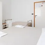 Hotel Laura Beach