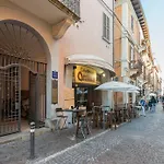 Luxury Design Loft In The Historic Center