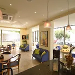 Hotel Ave