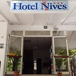 Hotel Nives