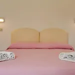 Hotel Smile