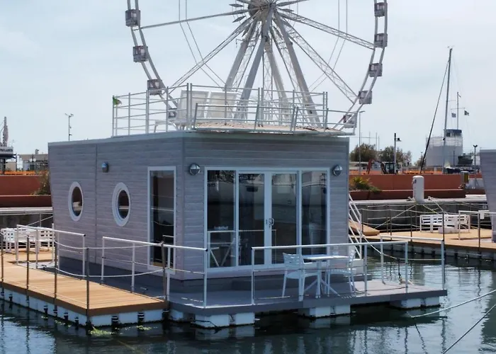 House Boat Rimini Resort